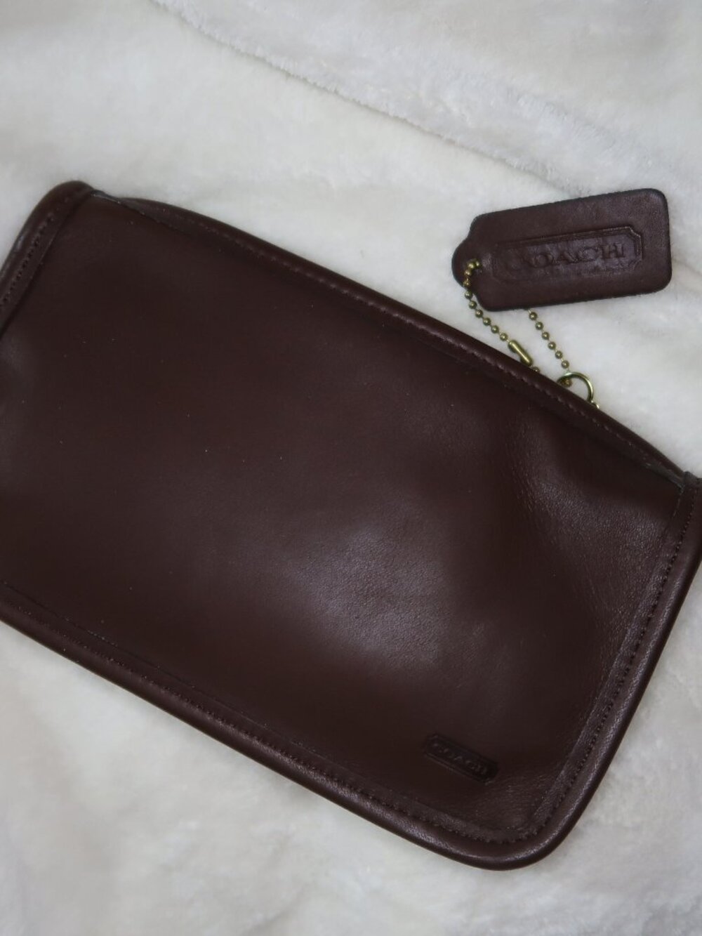 Coach Mahogany Classic Leather Small Clutch Purse Wallet Zip Bag